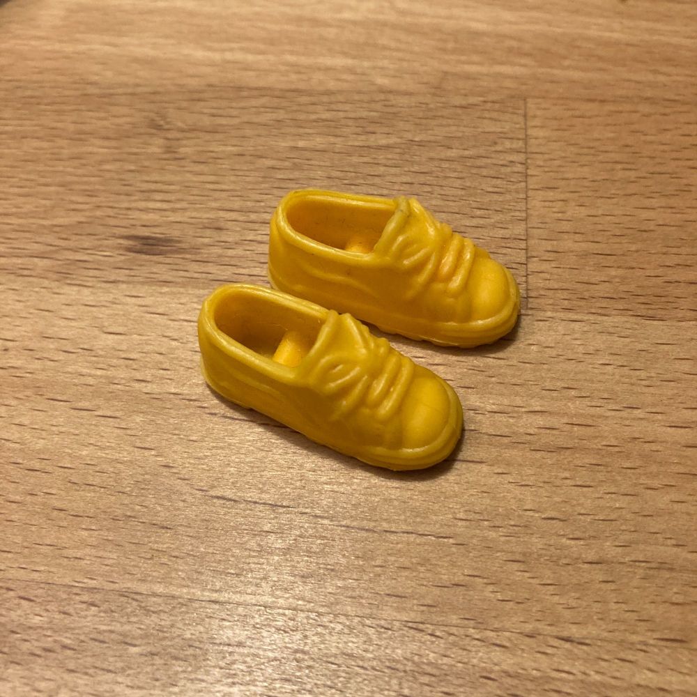 Sindy Doll Yellow Trainers Shoes Vintage Pedigree