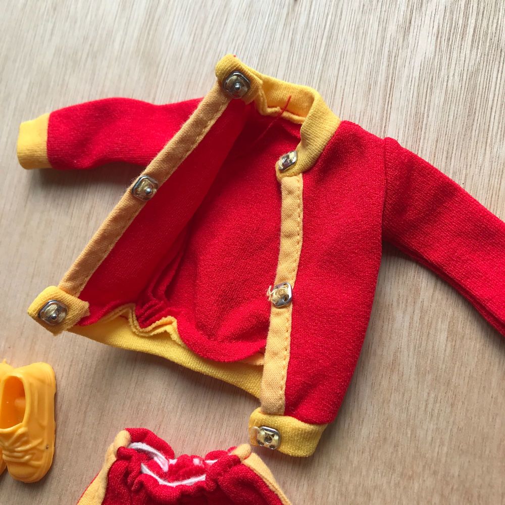 Sindy Doll 1980 Jogger Yellow Trainers 44077 Envelope Fashions Vintage Pedigree