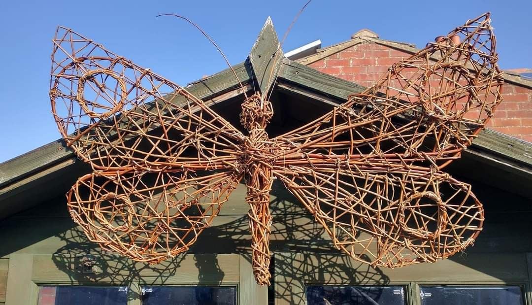 Create a large willow Butterfly or Dragonfly at The Wardrobe Museum Salisbu