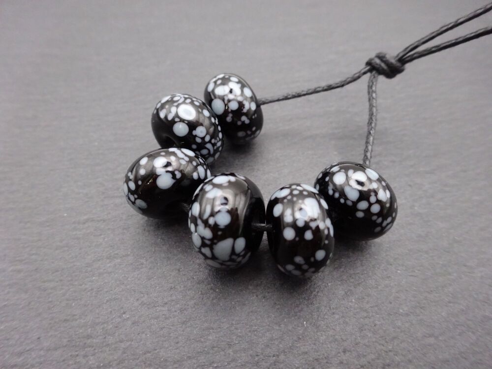 black and grey frit