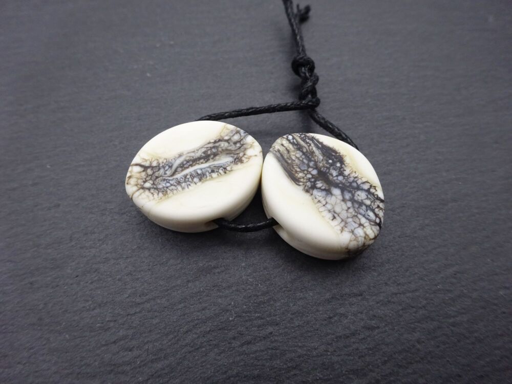 ivory and black banded