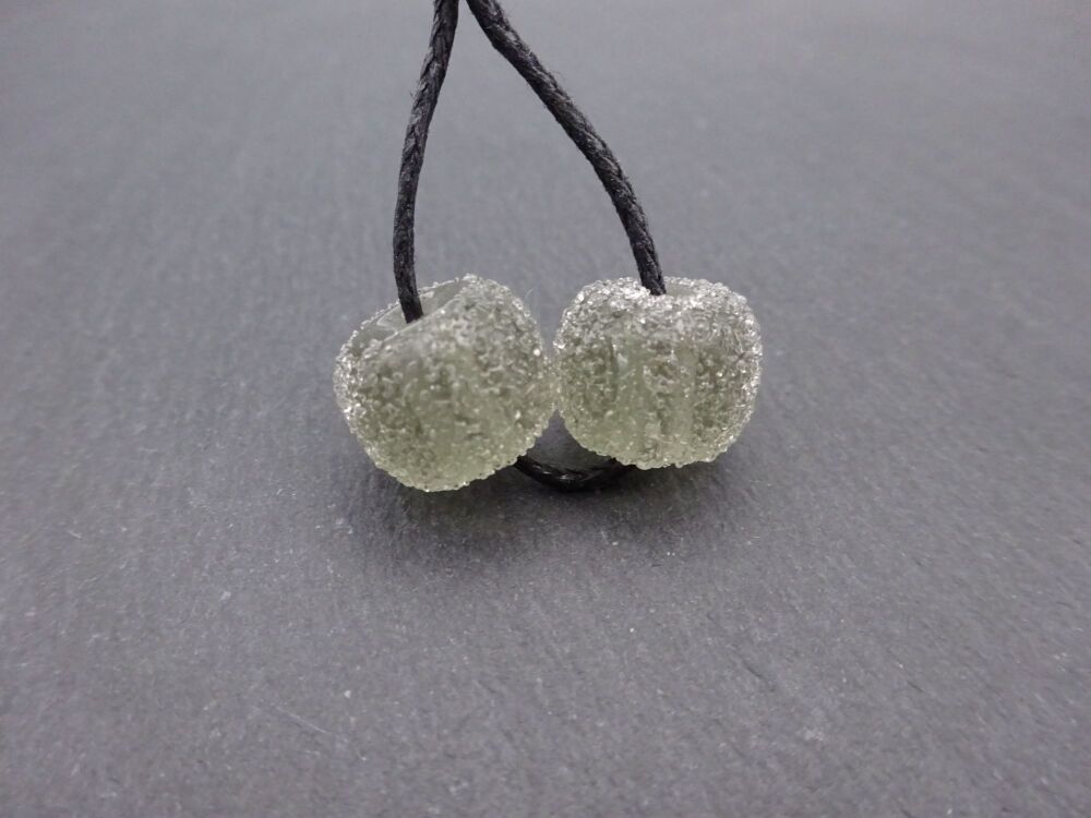 grey sugar pair