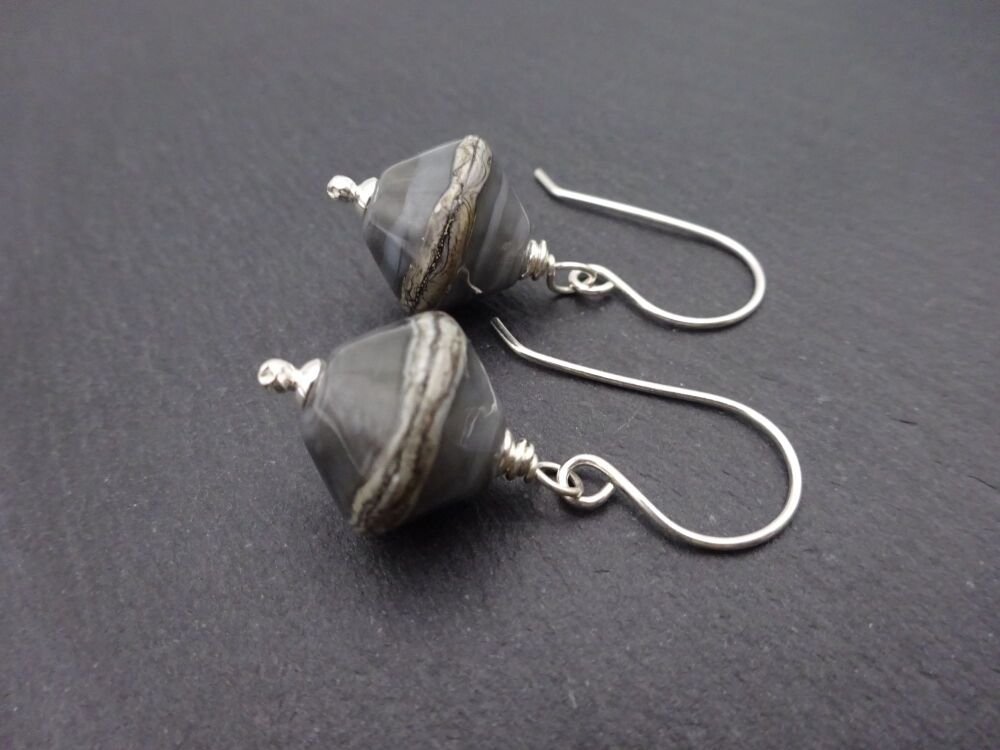 grey wrapped spinners