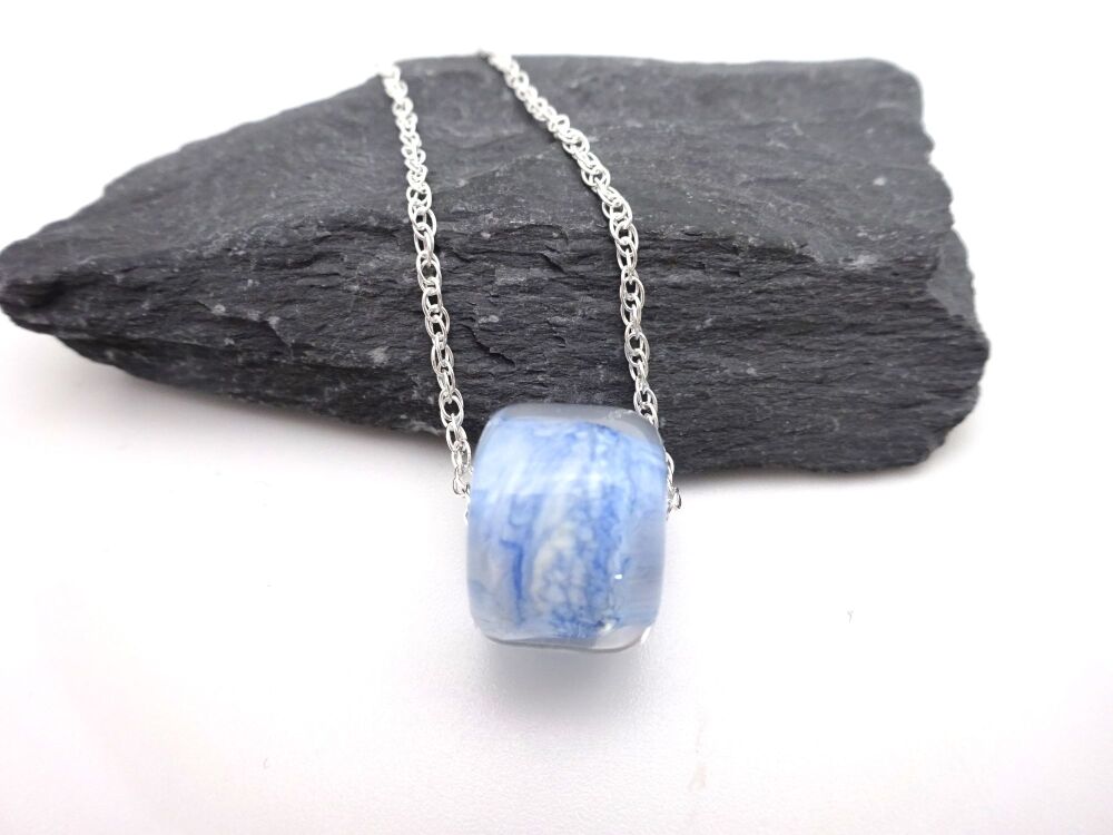 blue sea on chain
