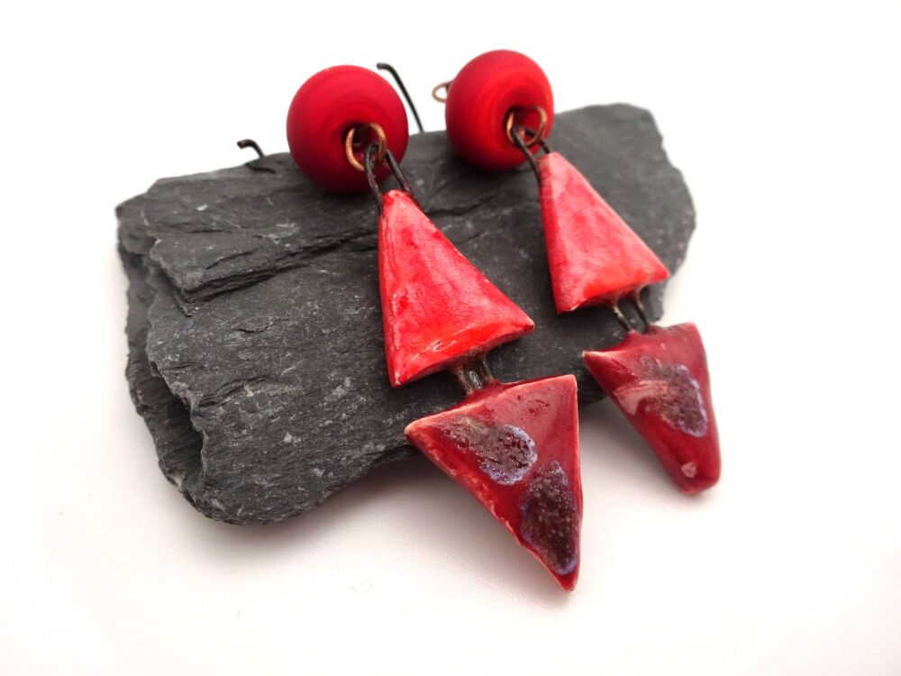 red triangles