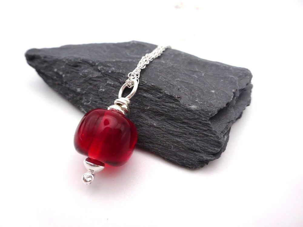red pendant