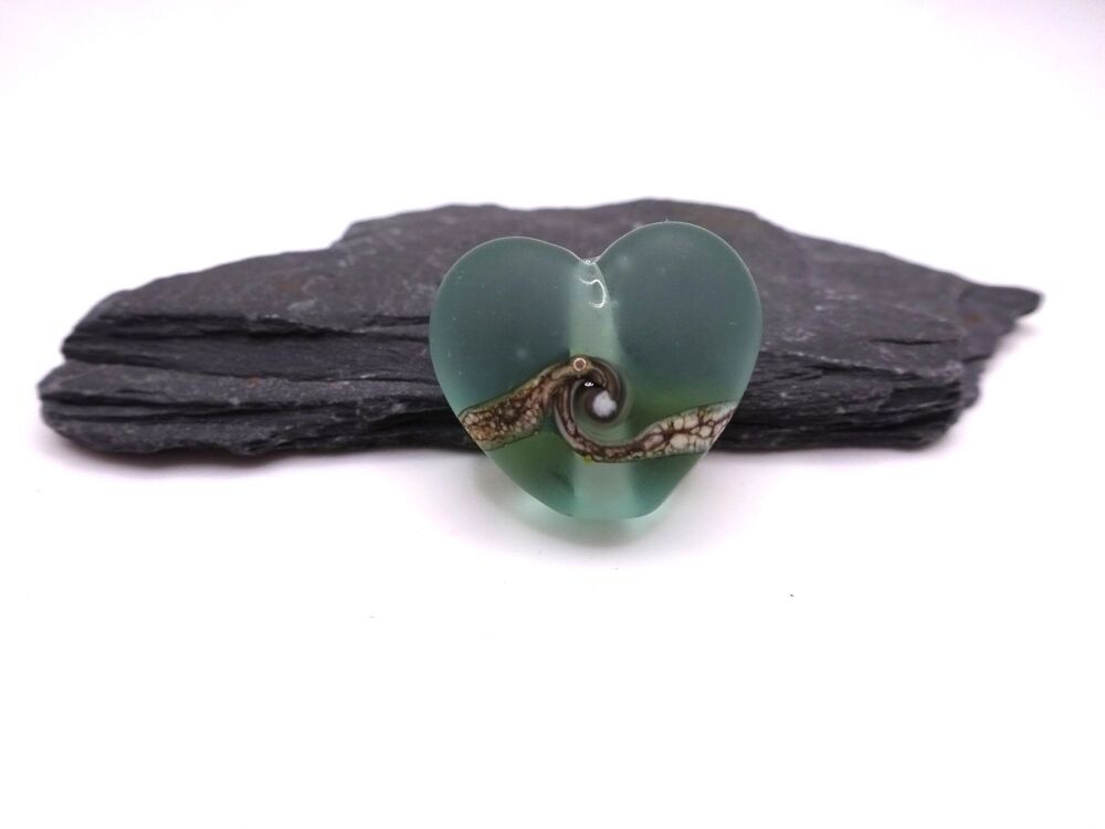 aqua frosted heart
