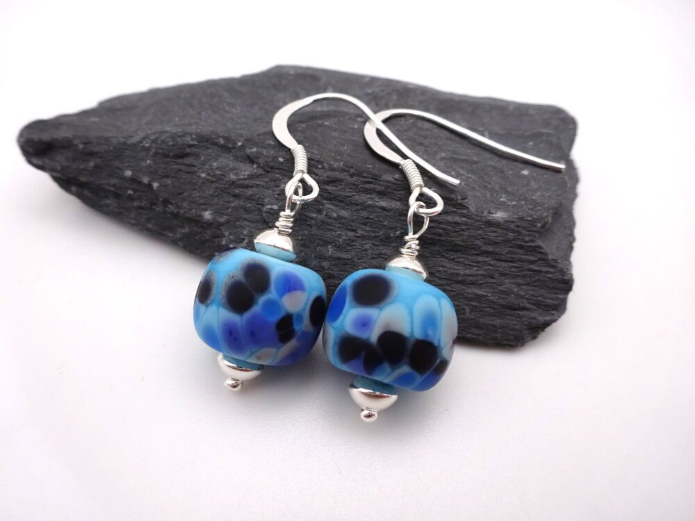 turquoise blue speckled