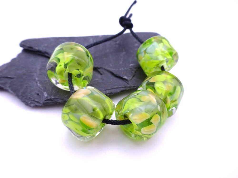 green and yellow frit wheels