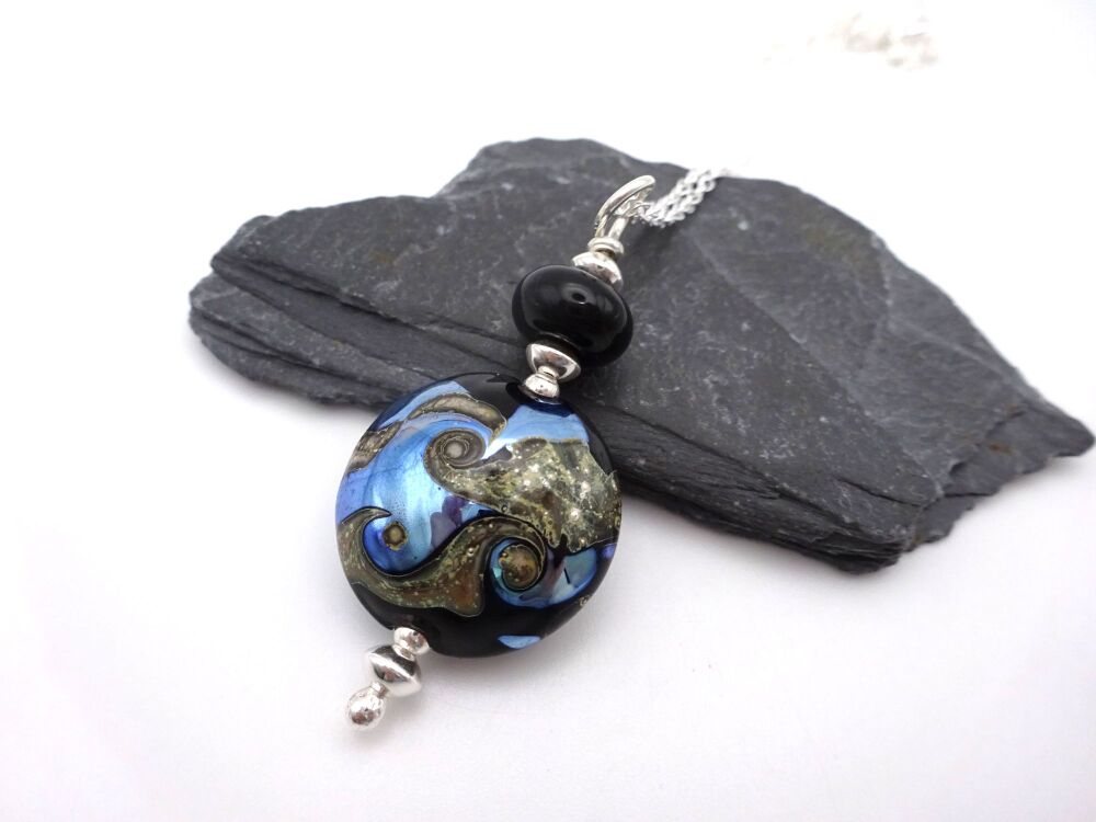 black and silver swirl