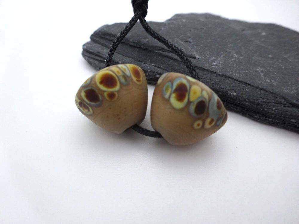 light brown raku cones