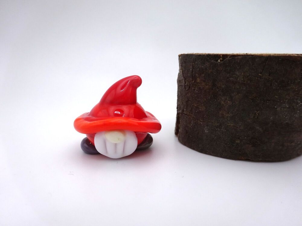 orange red gnome