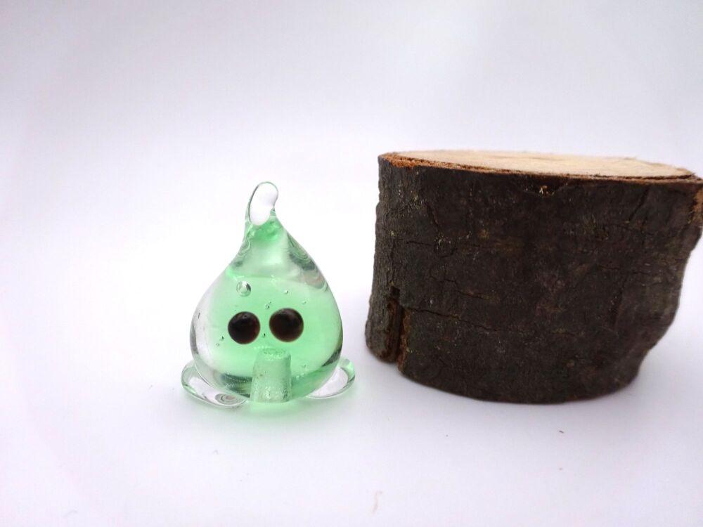 pale green wisp