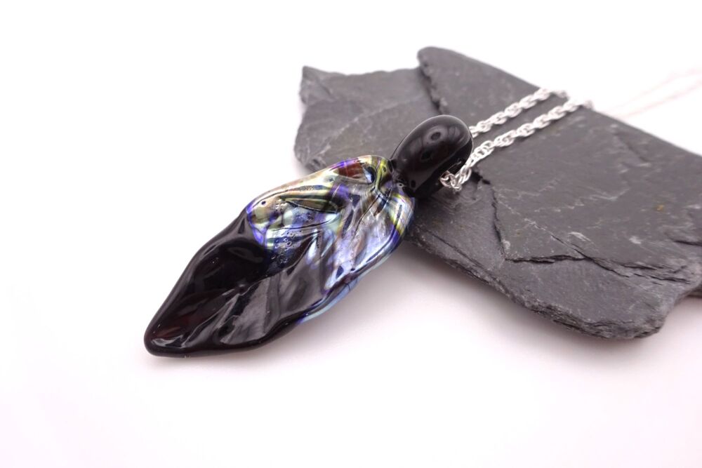 black and silver leaf pendant