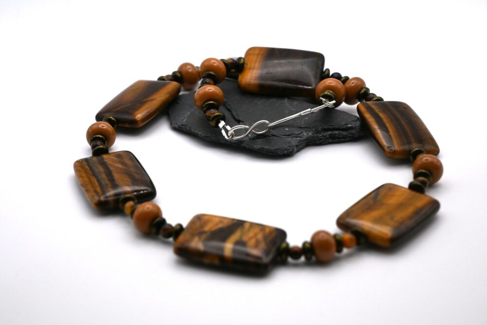 Tigers eye