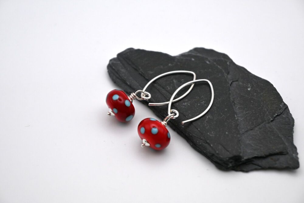 red and turquoise polka dots