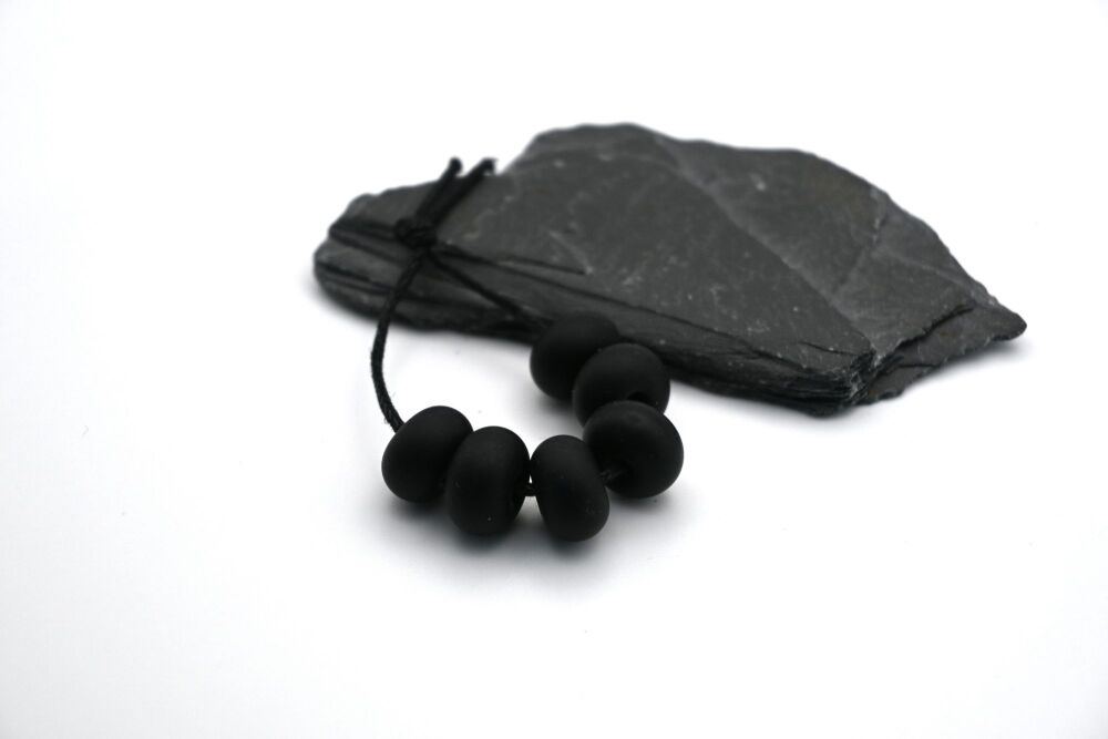 black tumbled