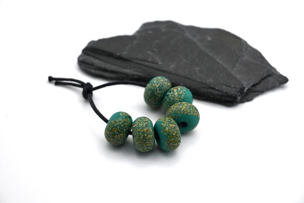 green and beige frit