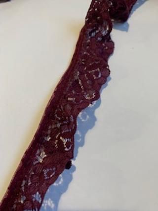Plum Gathered Lace 50p per metre 3cm wide