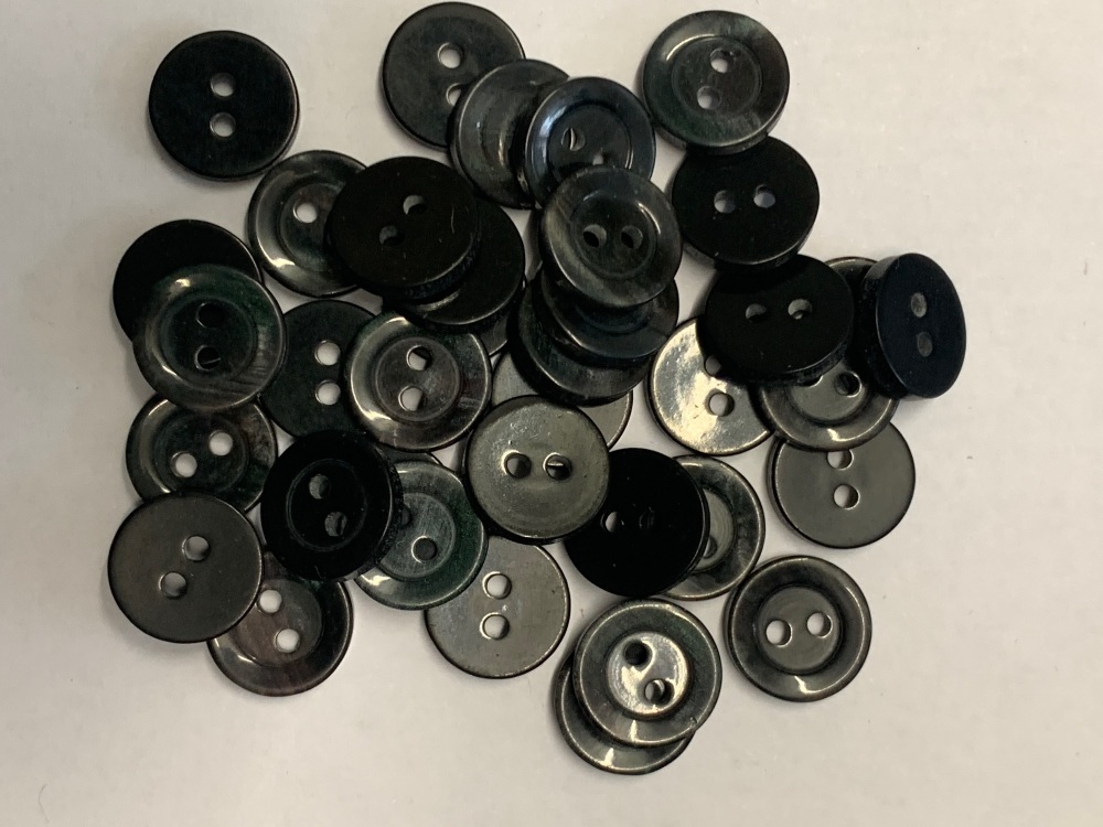 Grey Shirt Button 20 for £1