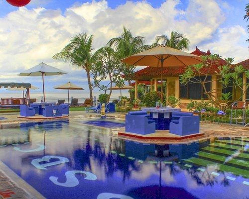 Seascape Beach Club Pools.jpg