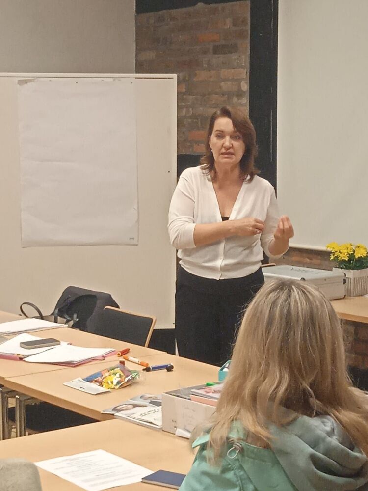 ÐÑиÑ
олог ÐаÑалÑÑ Ð¡Ñепаненко за ÑабоÑой на 11 ÑеминаÑе ÐÑиÑ
олог ÐаÑалÑÑ Ð¡Ñепаненко за ÑабоÑой на 11 ÑеминаÑе