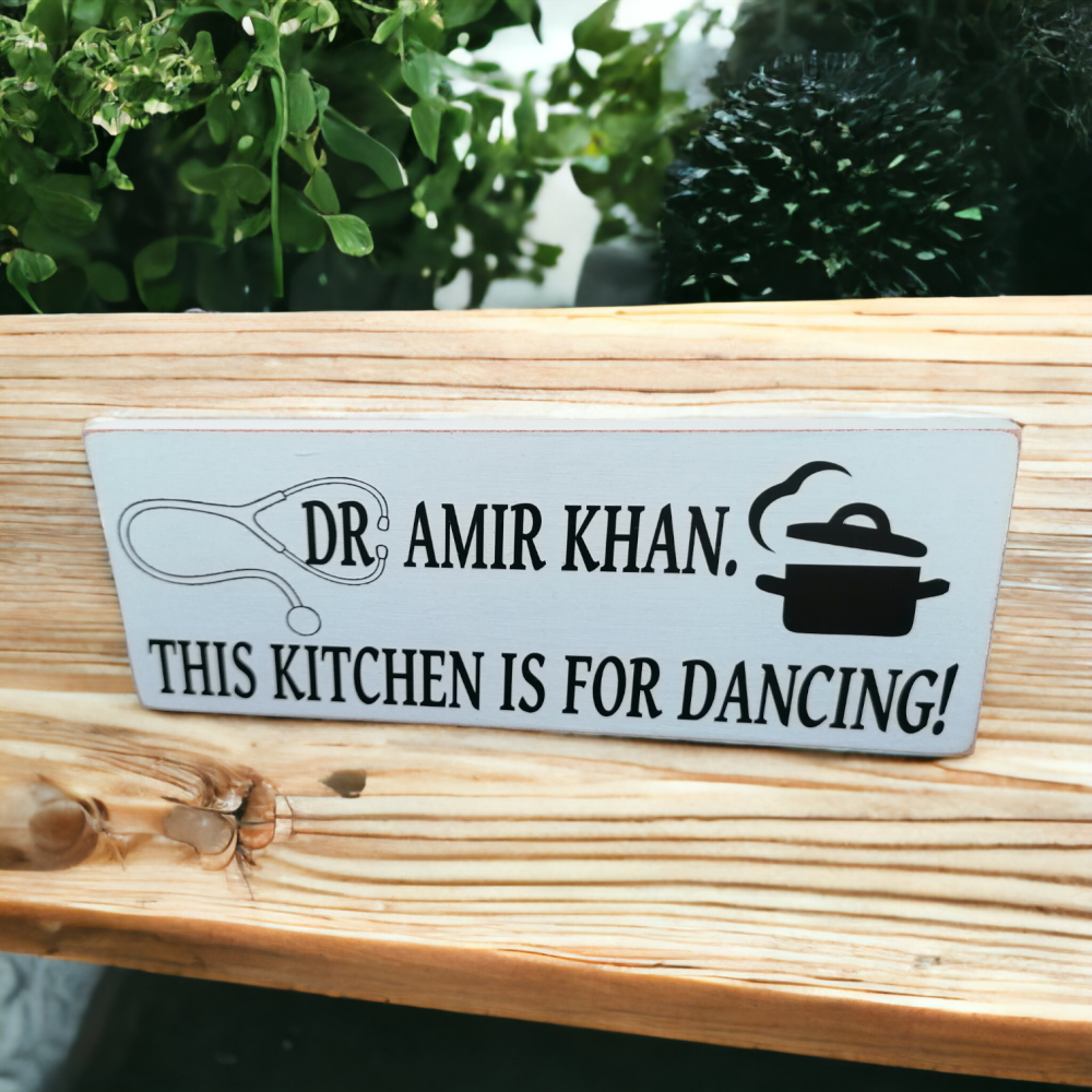 Painted Shelf Sitter Plaque - With Your Own Wording