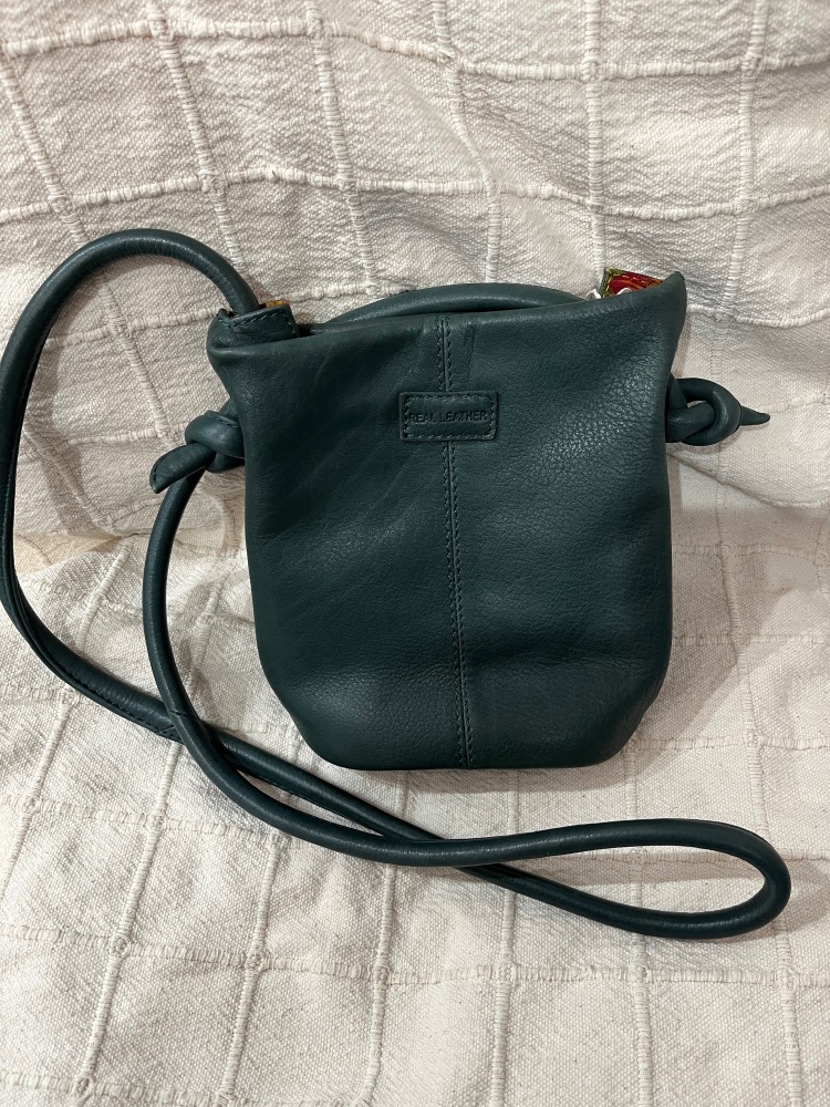 Osprey Shoulder Bag  (Ref. 106/40)