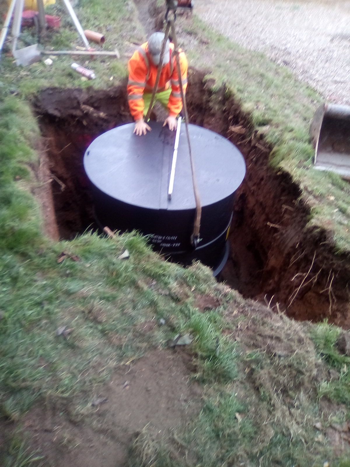 Sewage treatment plant installation