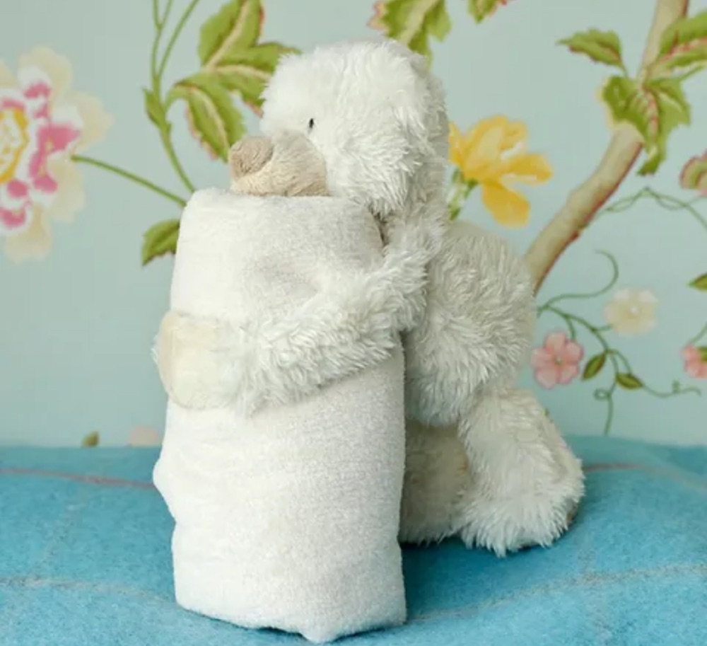 CUDDLY TOYS & BABY GIFTS
