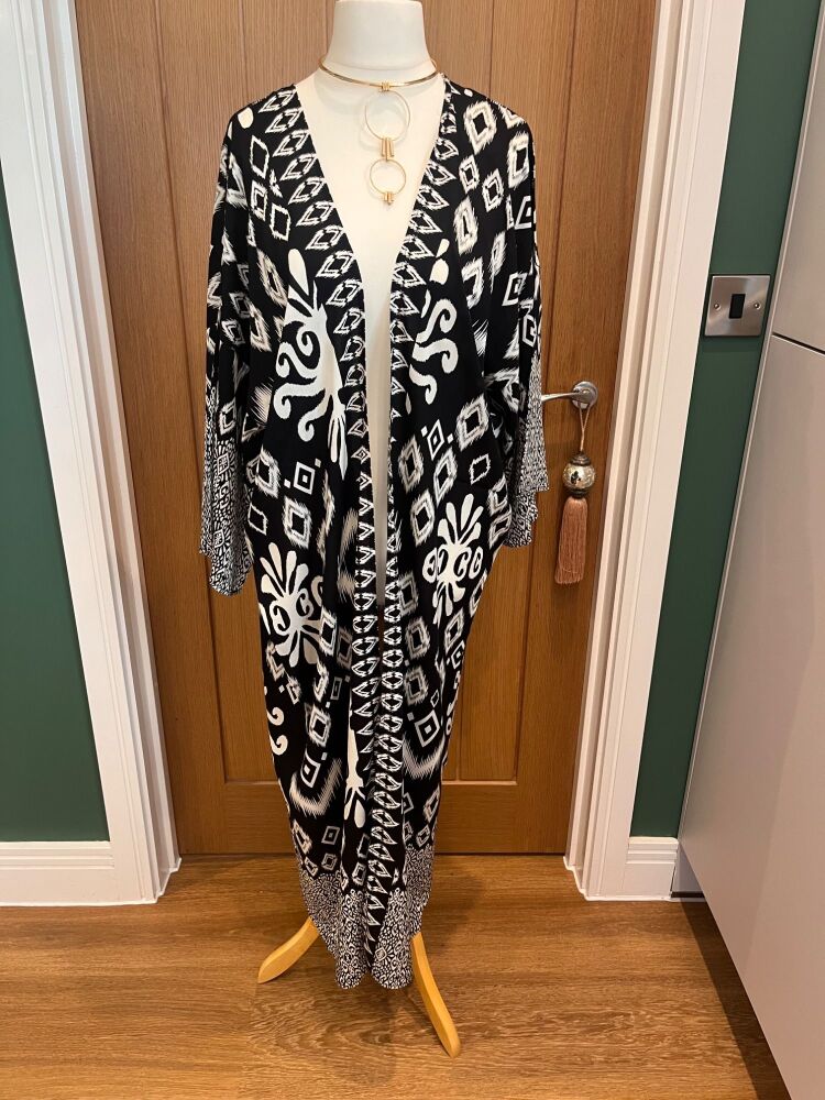 Long Kimono Gown | Black and white Ikat print | One Size