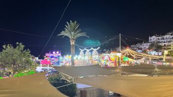 night-view-frigiliana-feria-fairground-attractions
