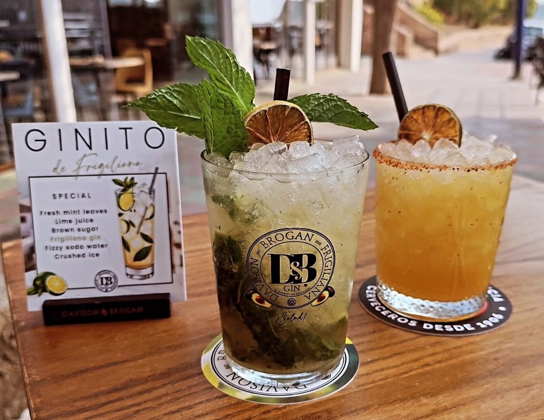 Vinos el lagar barrel bar Frigiliana