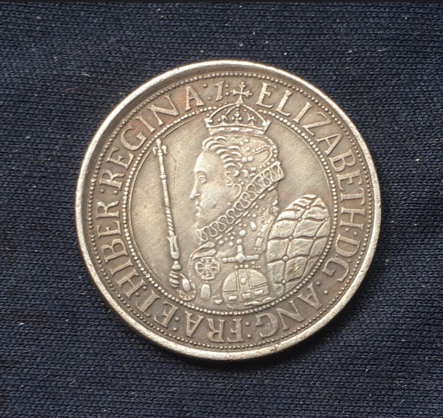 Elizabeth 1st *1601* Half Crown