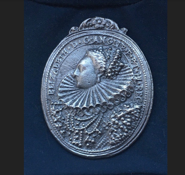 Historical Elizabeth 1st *1588* Medal - Spanish Armada Defeat
