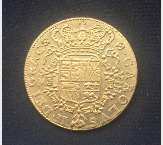 Spanish *1699* 8 Escudos - Doubloon