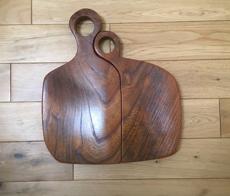 Chair to cheeseboard.JPG