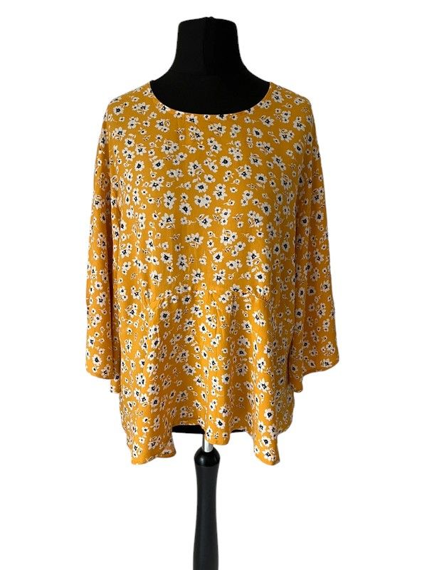 Peacocks size 20 cute yellow top floral print wide sleeves