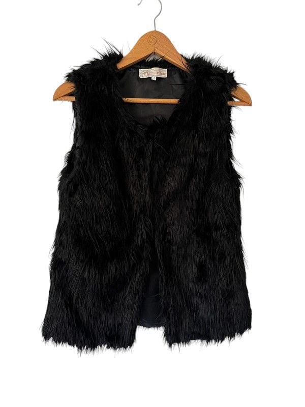 Cameo Rose size S 8-10 black faux fur sleeveless jacket