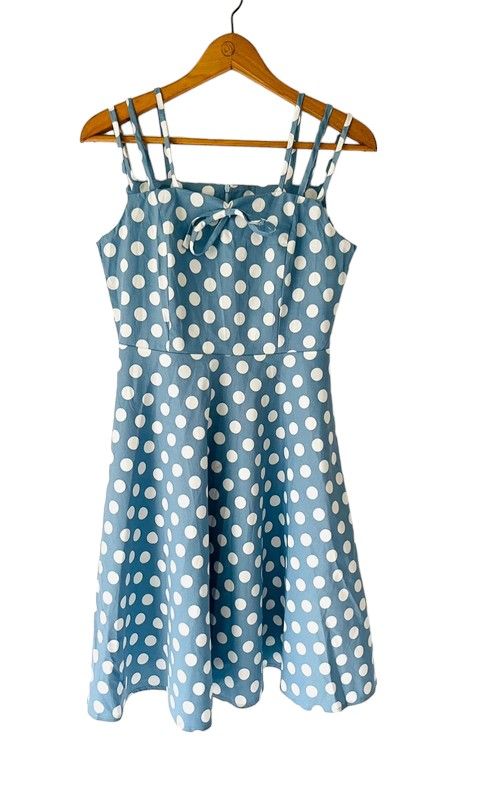 New Without Tags Size 8 light blue & white polka dot fit & flare dress