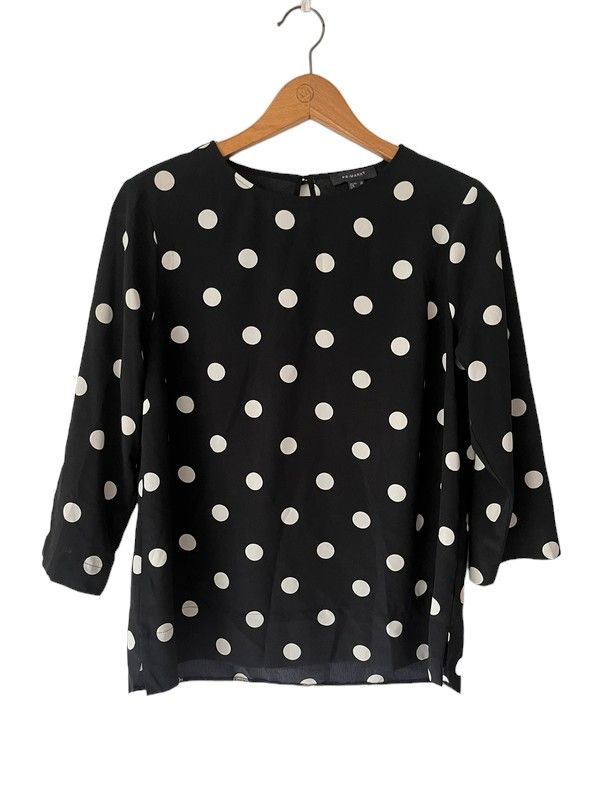 Size 12 black 8 white 3/4 sleeve blouse