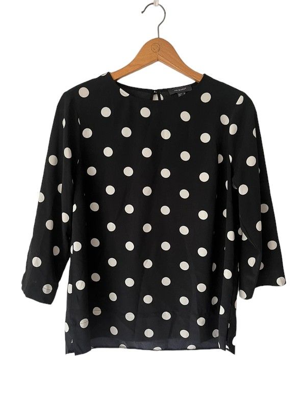 Size 12 black & white 3/4 sleeve blouse