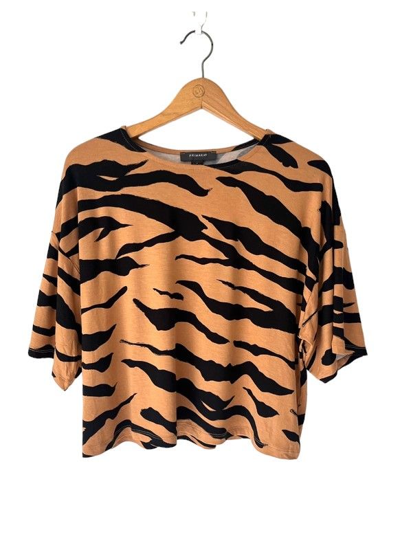 Size 12-14 Animal Print Short Sleeve Top