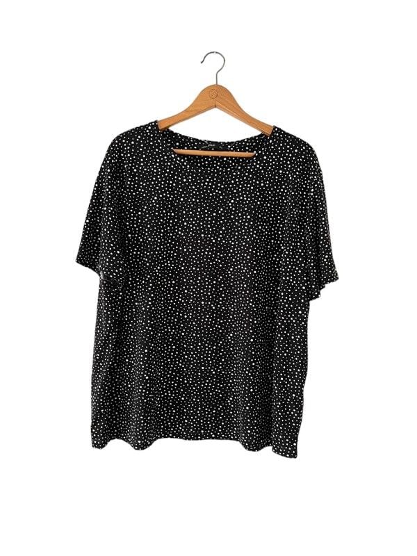 New Size 22 F&F black & white polka dot short sleeve top