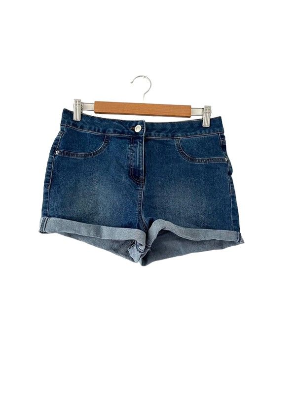 Papaya size 10 blue high rise denim shorts