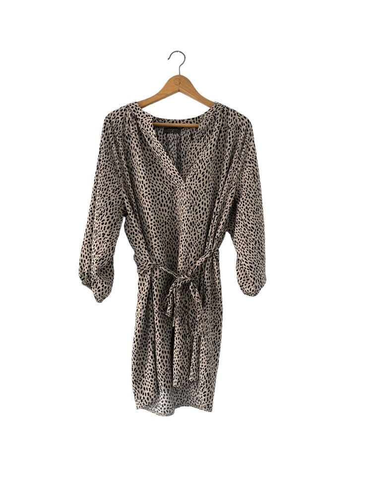 Papaya size 12 beige animal print 3/4 sleeve dress