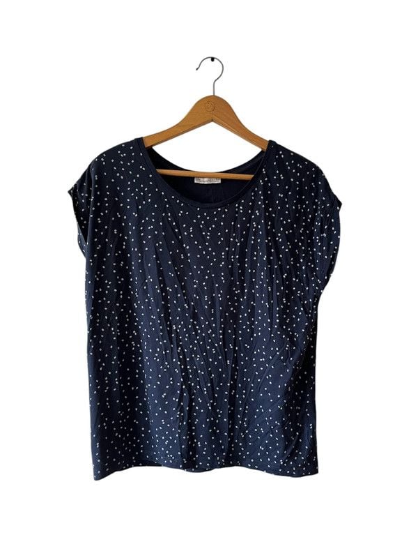 Zara size S blue & white polka dot short sleeve top