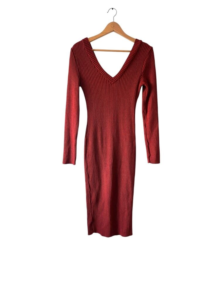 Femme Luxe Size S/M Burgundy Long Sleeve Midi Jumper Dress