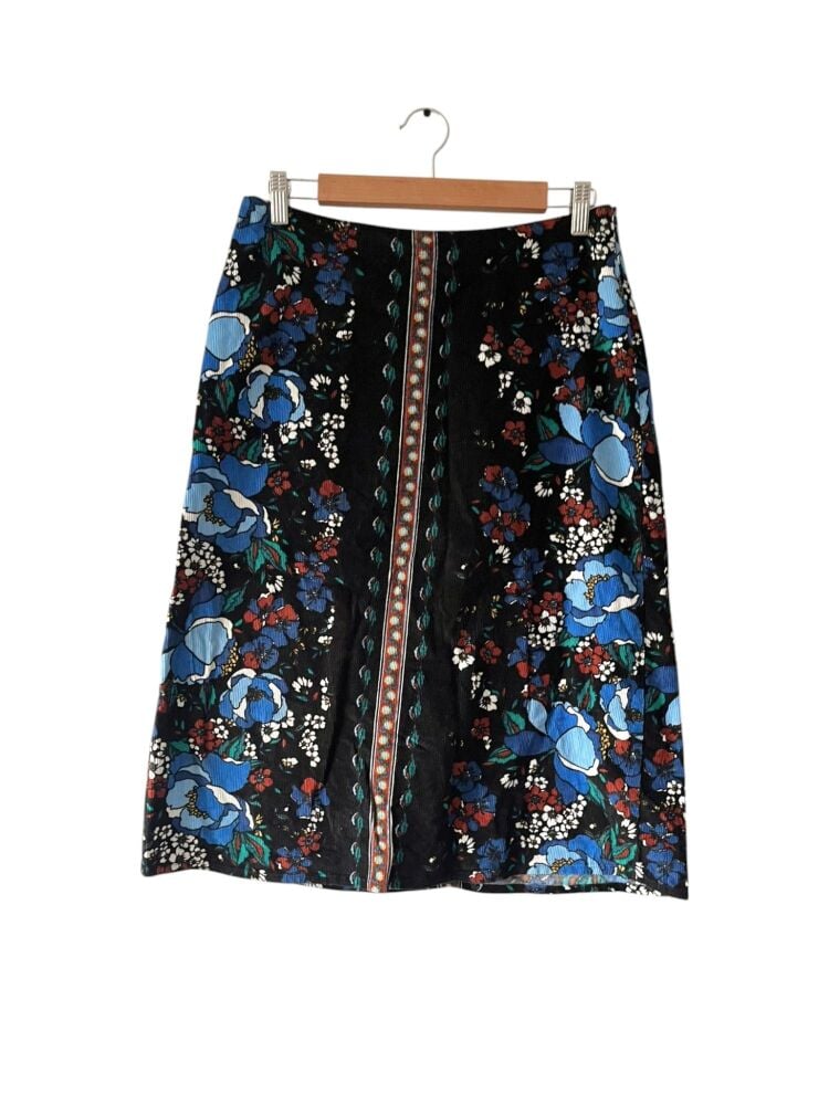 Tu Size 10 Floral Print Corduroy Knee Length Skirt