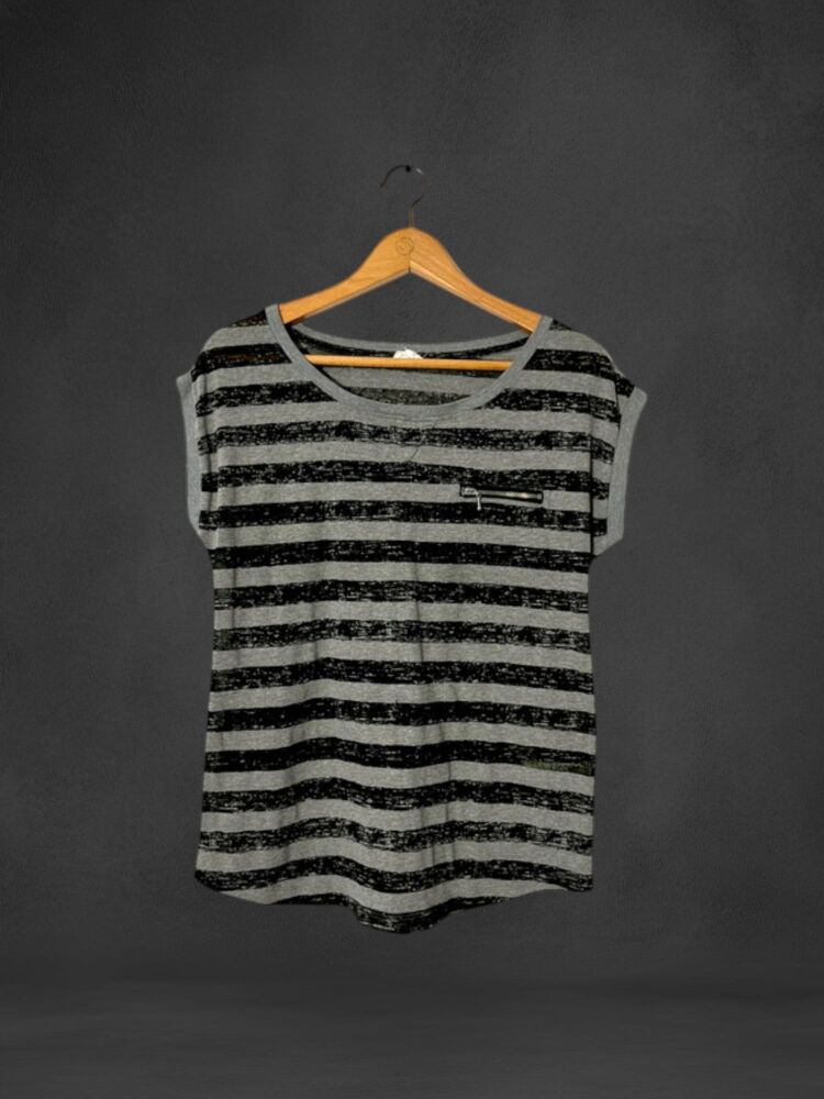 New Look Size 12 Black & Grey Stripe Top